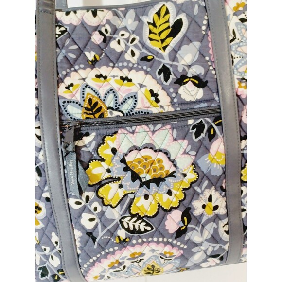 Vera Bradley Charmont Meadow XL floral Quilted Tote Bag 18"x14"x6" EUC - Picture 3 of 10